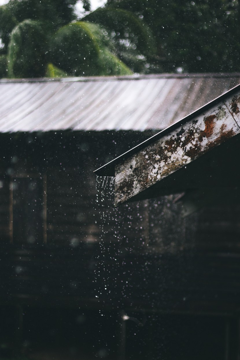 傾盆的大雨圖片