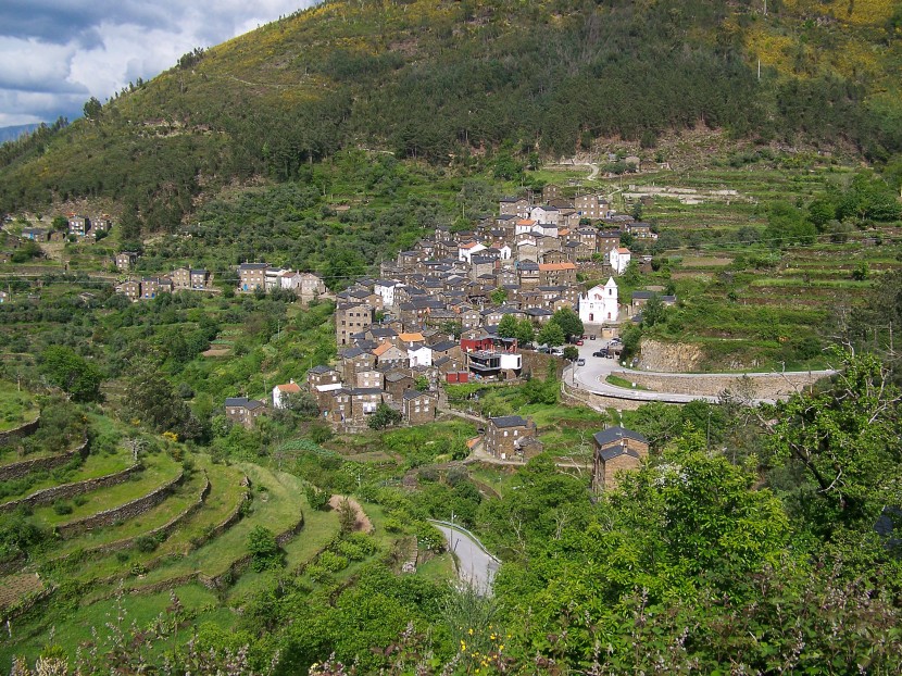 層層疊疊的梯田圖片