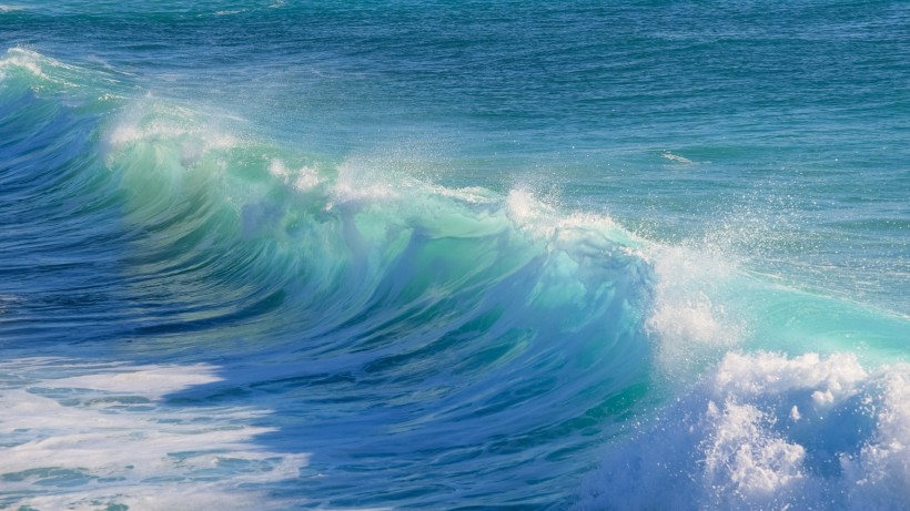 波濤湧洶的海浪風景圖片