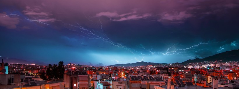 恐怖震撼的雷電風景圖片