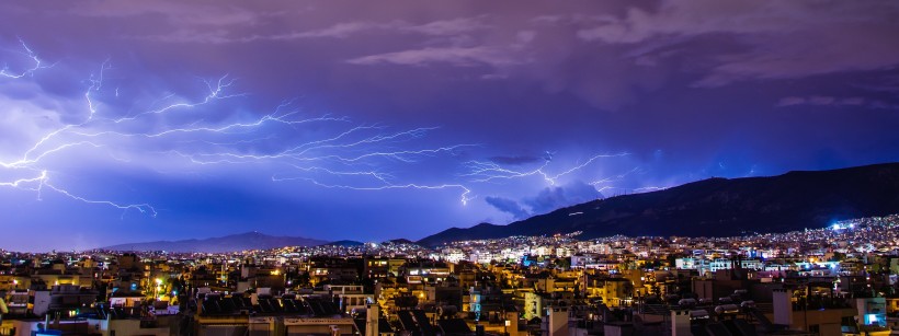 恐怖震撼的雷電風景圖片