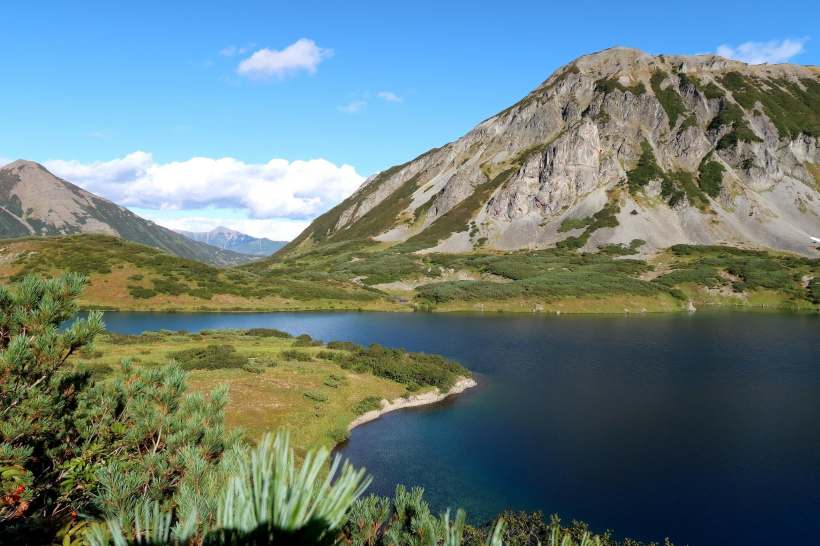 秀美的山川湖泊風景圖片