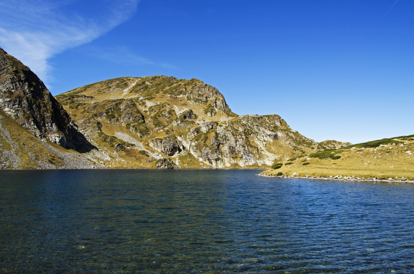 秀美的山川湖泊風景圖片