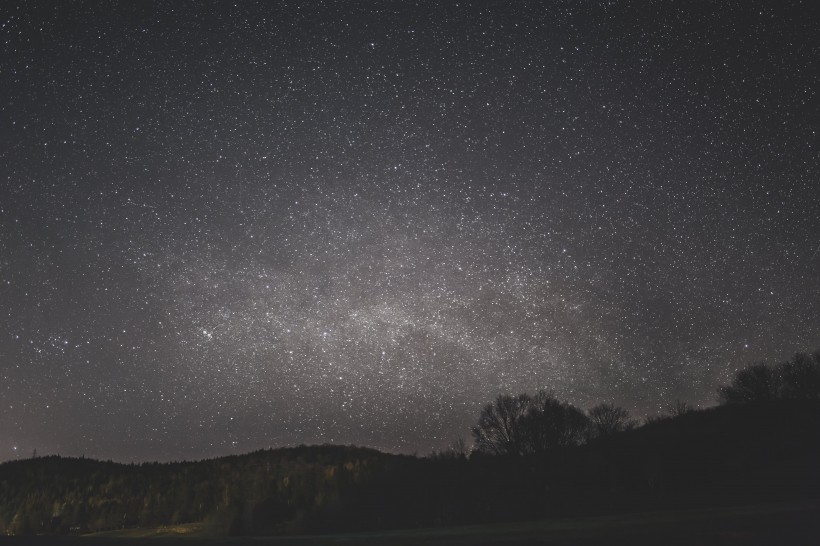 唯美純淨的璀璨星空風景圖片