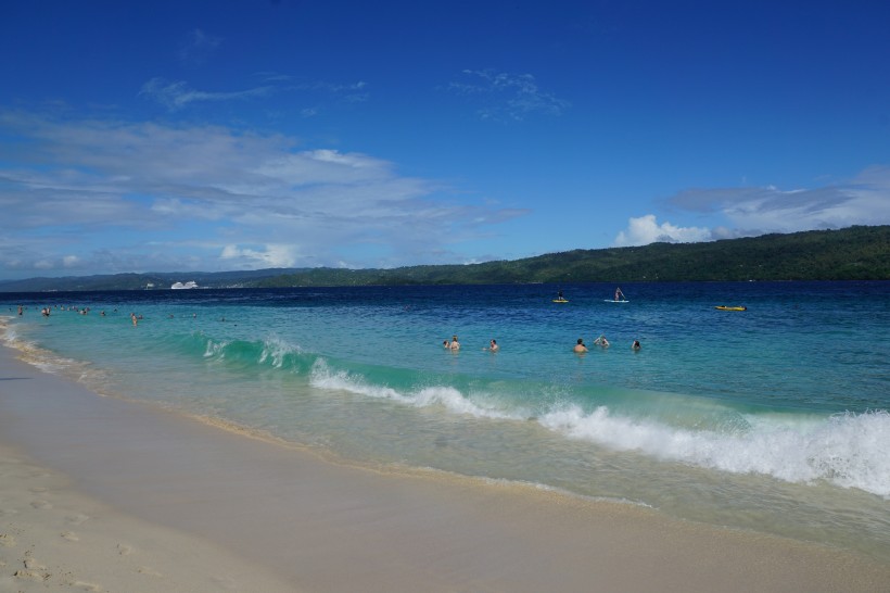 波濤洶湧的大海風景圖片