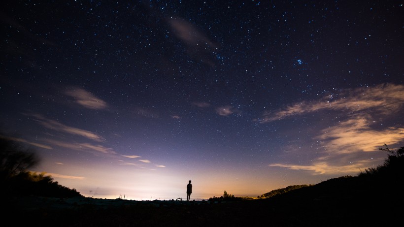 夜晚唯美的星空風景圖片