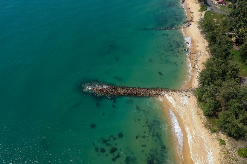 航拍小島海岸圖片