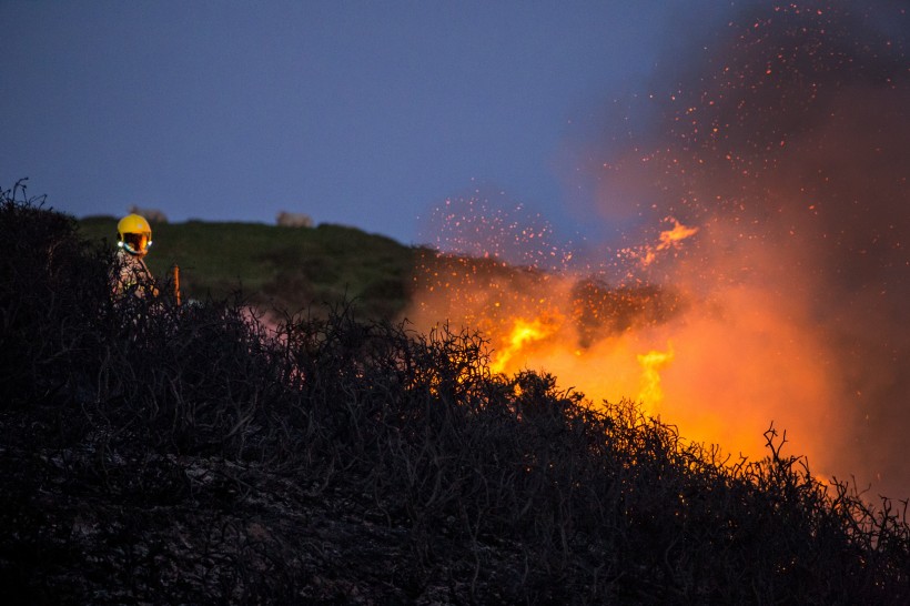 火山爆發圖片