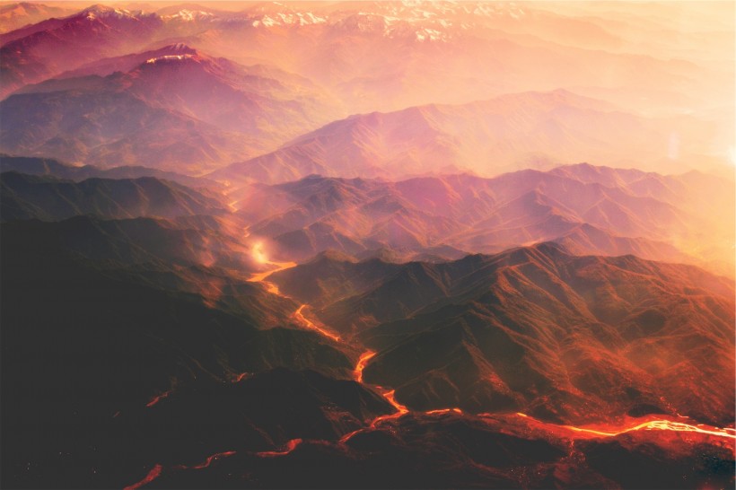 震撼的火山噴發圖片