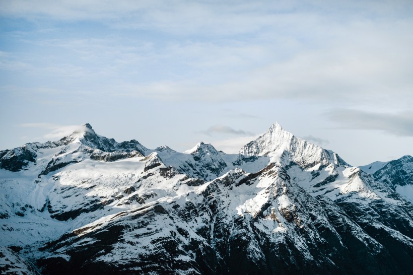 阿爾卑斯雪山風景圖片