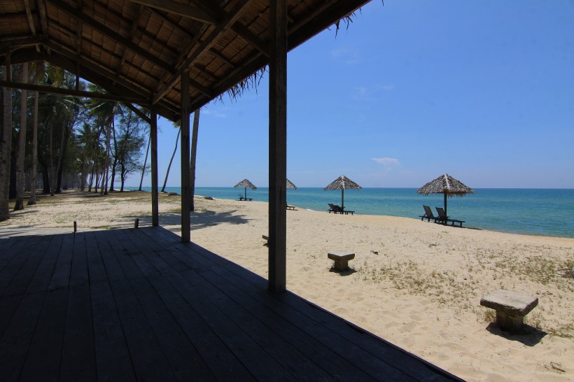 海邊小屋圖片