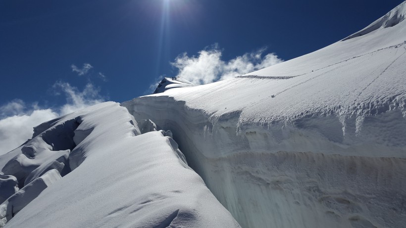 山上的雪景圖片