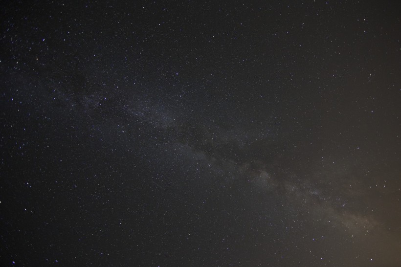 夜晚閃耀的星空圖片
