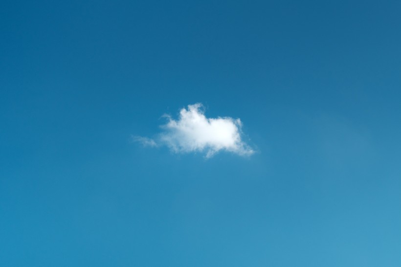 潔白的雲朵圖片
