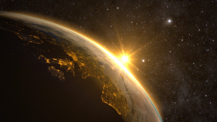 宇宙閃亮的星系圖片