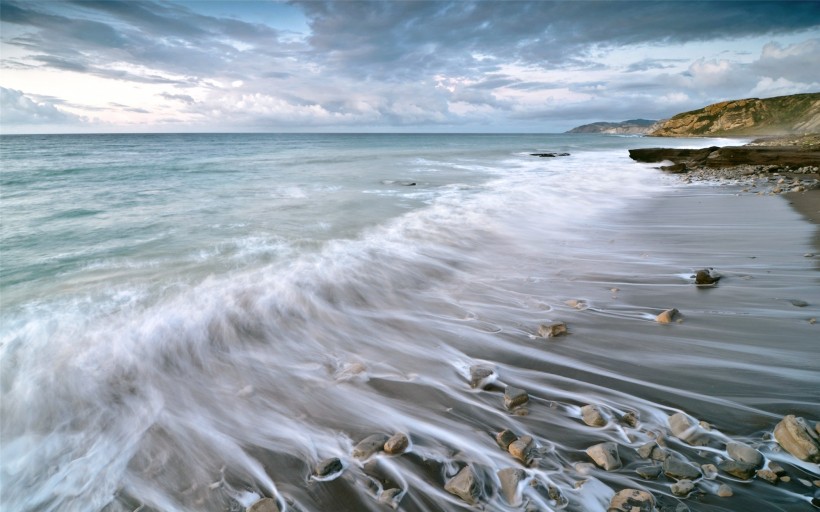 大海海浪浪花圖片