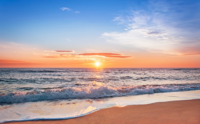 海邊日出風景圖片