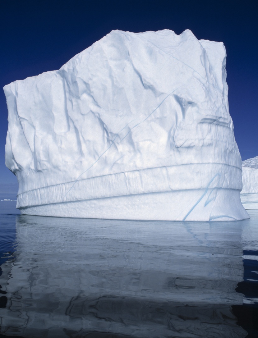 巨大的冰山圖片