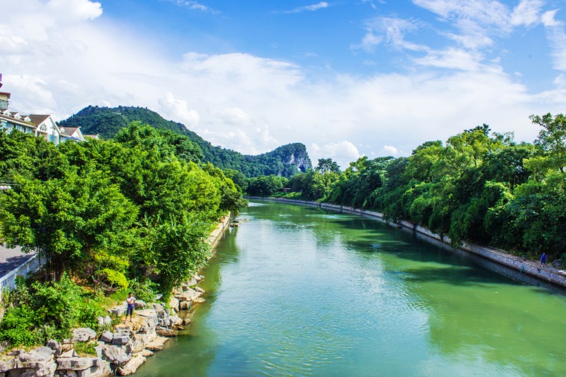 山川湖泊景色圖片