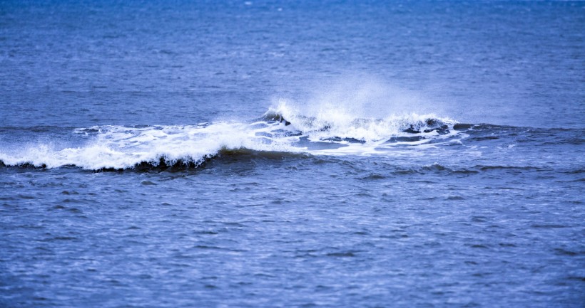 大海波浪圖片