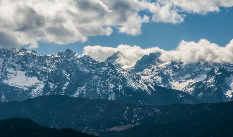 冬季雪山風景圖片