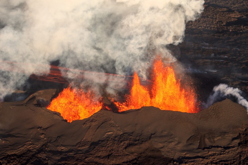 令人震撼的火山噴發圖片