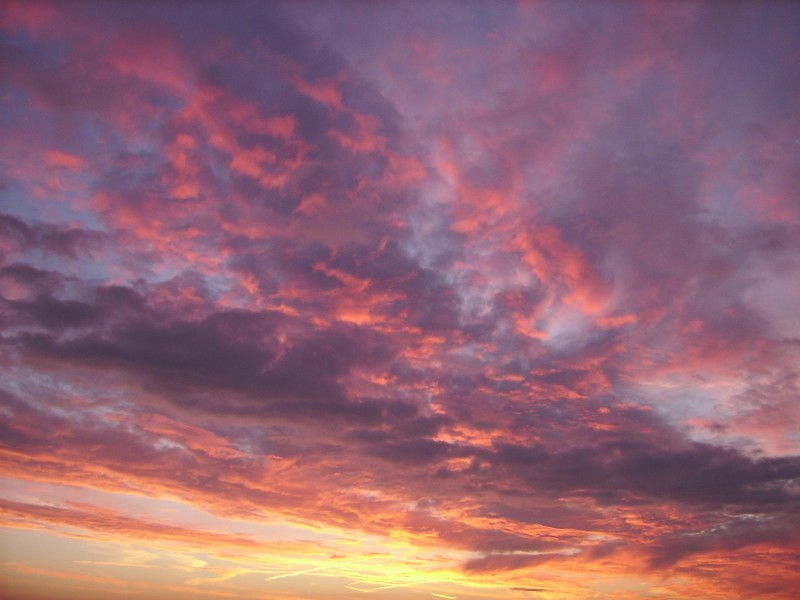 唯美絢麗的火燒雲夕陽風景圖片