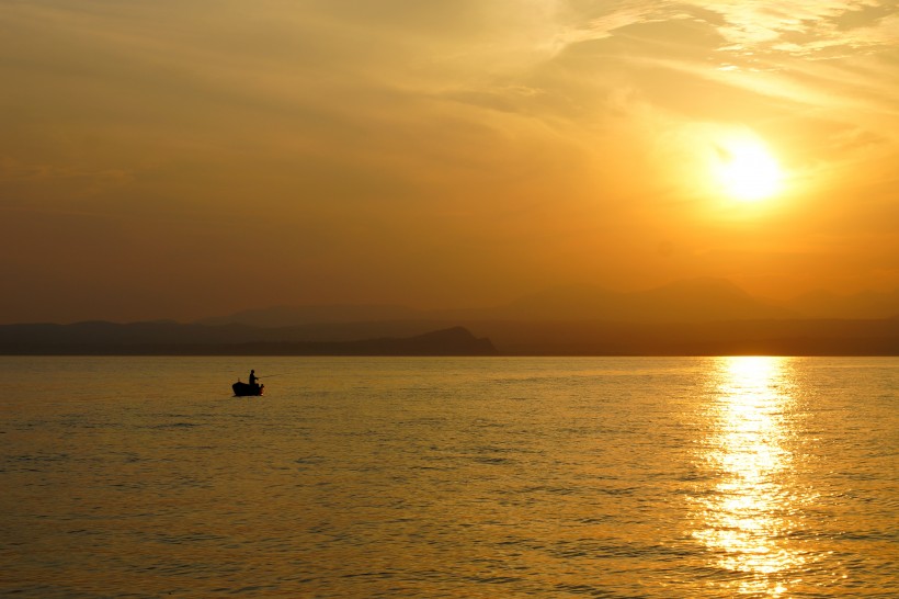 美麗的夕陽風景圖片