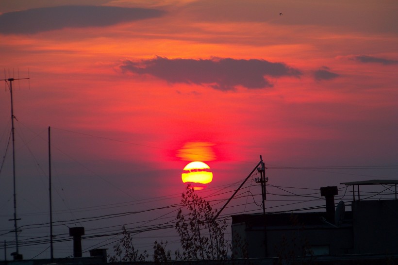 唯美的夕陽晚霞風景圖片