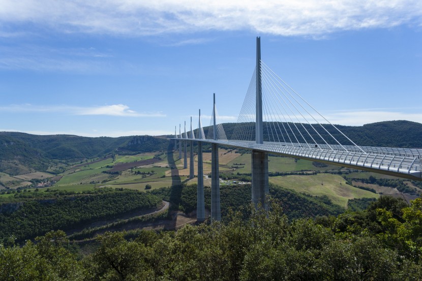 法國米約大橋建築風景圖片