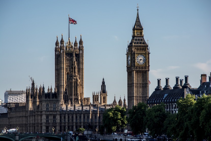 英國倫敦地标大本鐘建築風景圖片