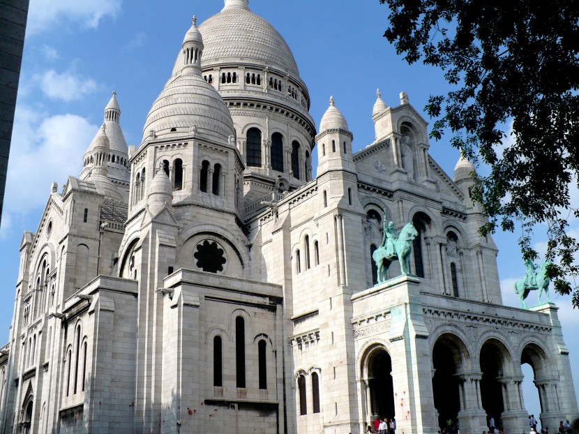 法國聖心大教堂建築風景圖片