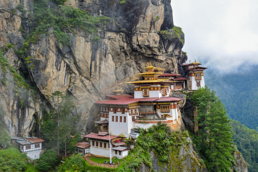 不丹虎穴寺建築風景圖片