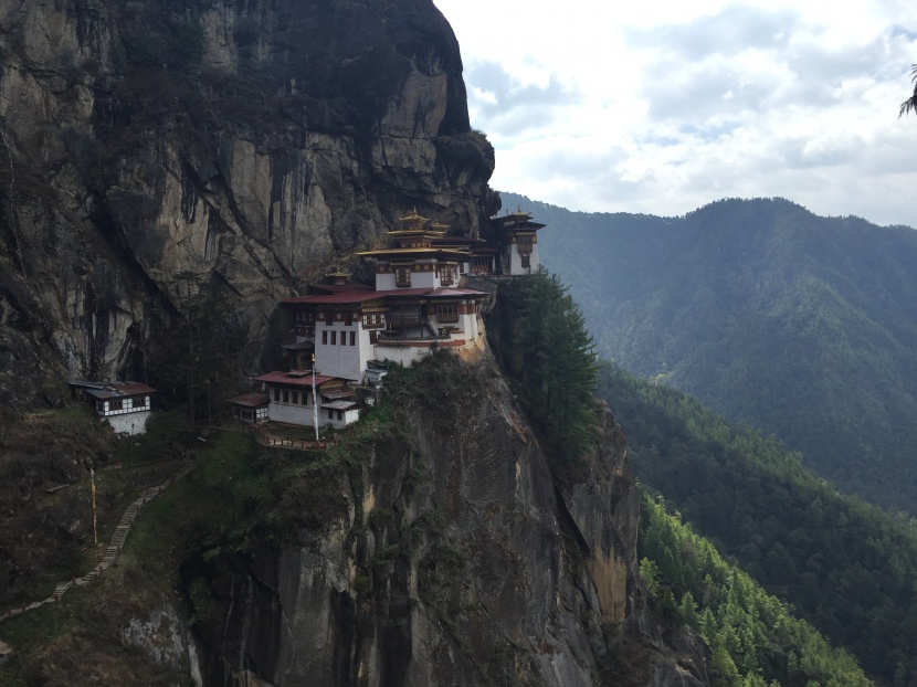 不丹虎穴寺建築風景圖片