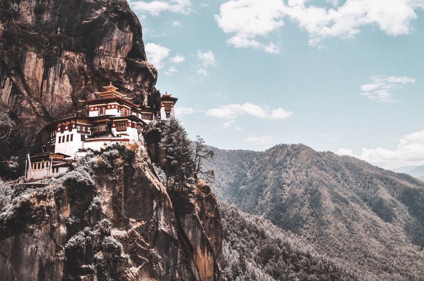 不丹虎穴寺建築風景圖片