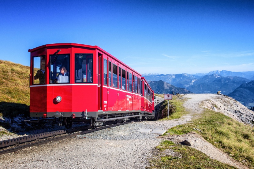 瑞士齒軌登山列車圖片