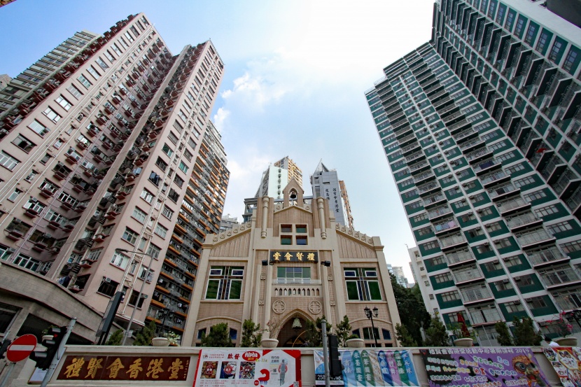 熱鬧喧嚣的香港建築風景圖片