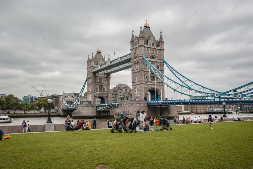 英國倫敦塔橋風景圖片