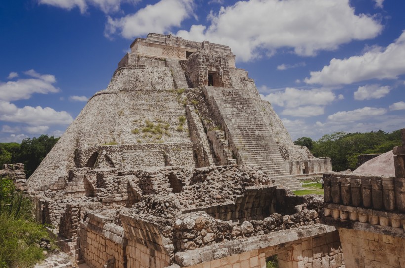 墨西哥金字塔建築風景圖片