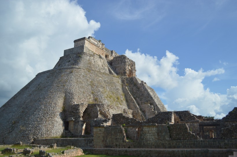 墨西哥金字塔建築風景圖片