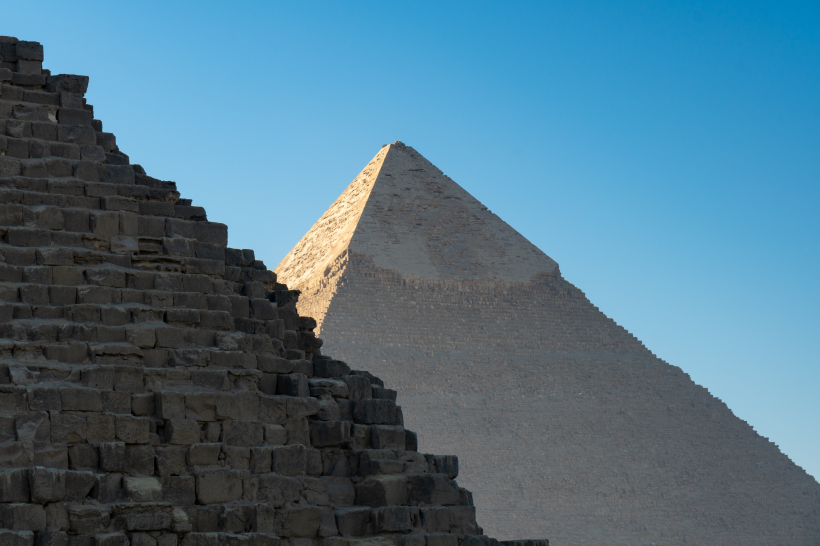 古埃及金字塔建築風景圖片