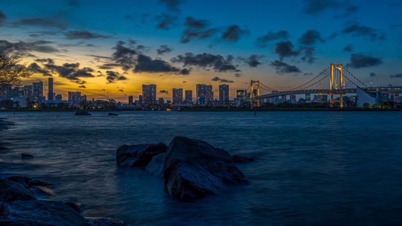 日本東京輝煌絢麗的夜景圖片