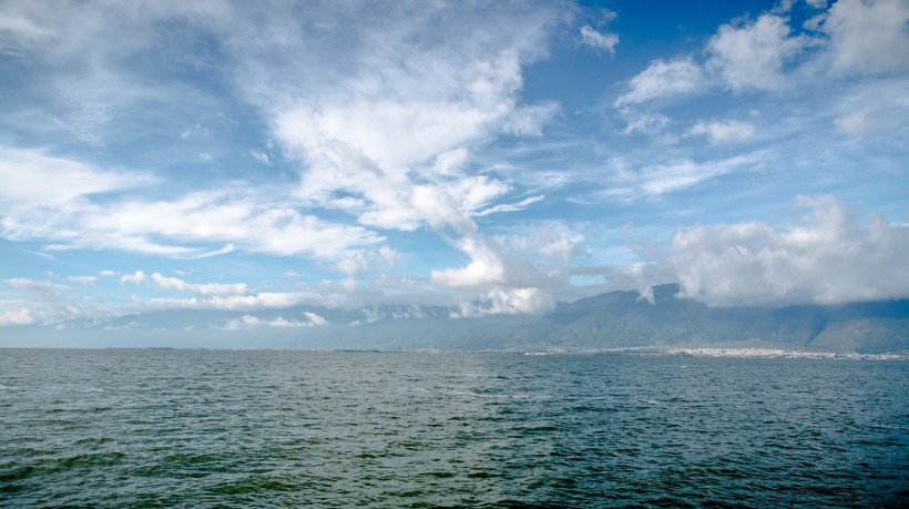 雲南大理洱海自然風景圖片