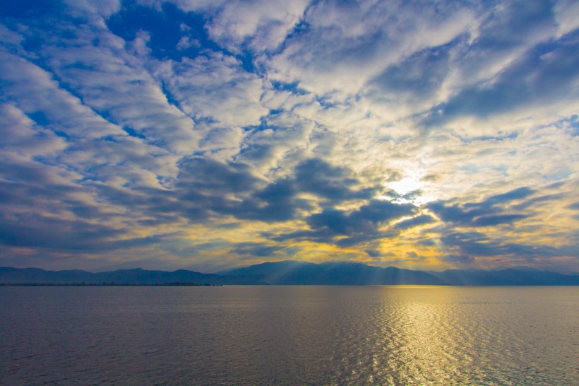 雲南大理洱海自然風景圖片