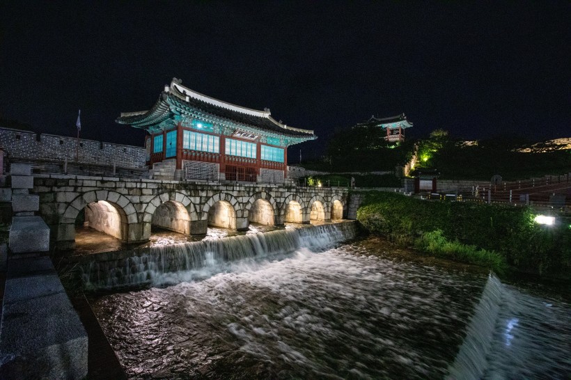 韓國水原華城建築風景圖片