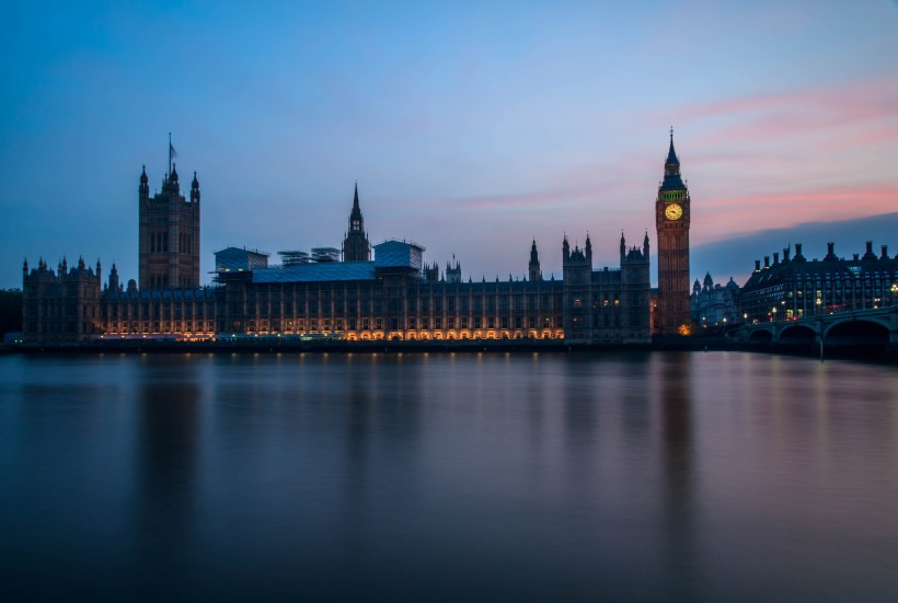 英國倫敦地标大本鐘建築風景圖片