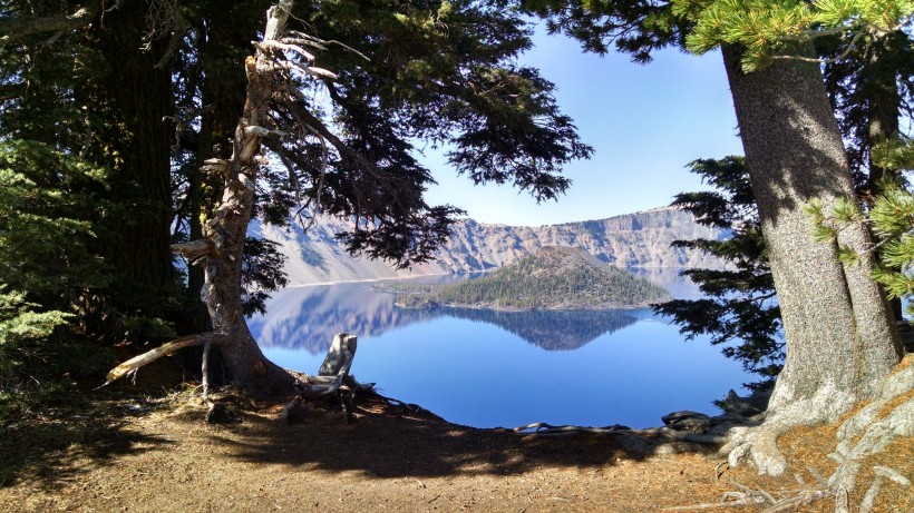 美國火山口湖國家公園自然風景圖片