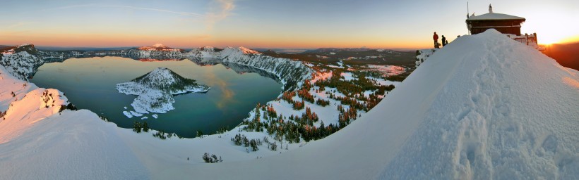 美國火山口湖國家公園自然風景圖片