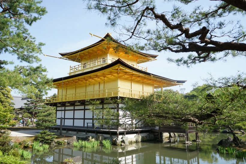 日本京都金閣寺建築風景圖片