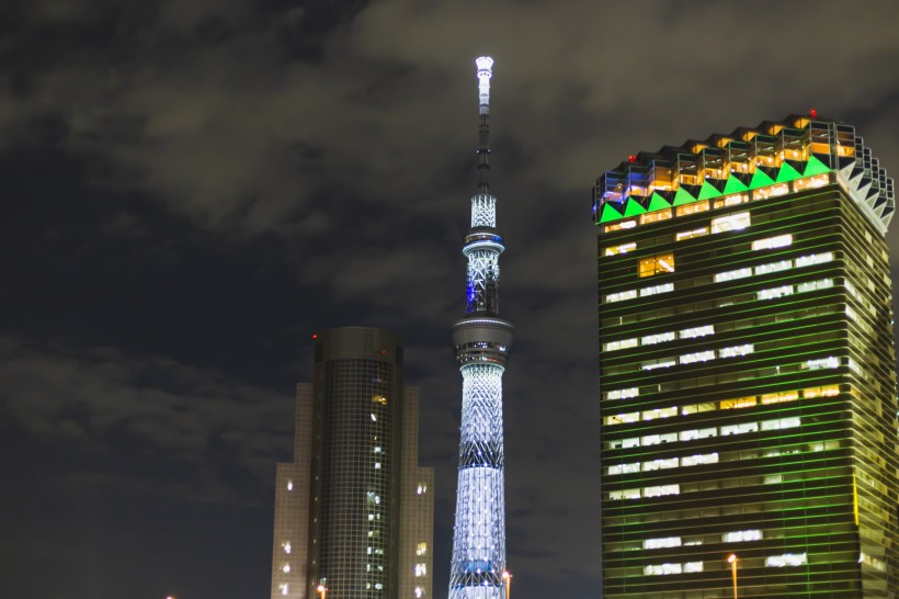 日本标志性建築東京塔建築風景圖片